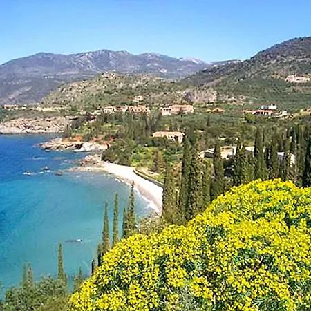 Stara Stone House Tranquil Garden & Dazzling View Holiday home *
