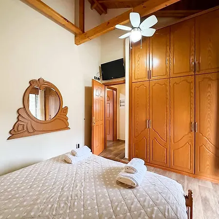 בית נופש Stara Stone House Tranquil Garden & Dazzling View *