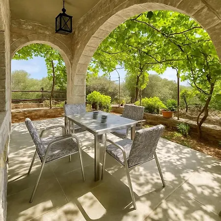 Stara Stone House Tranquil Garden & Dazzling View בית נופש Exokhórion